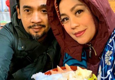 Raslina Rasidin: Menuju Setengah Abad Usia di Tengah Karir Sebagai Artis dan Politisi