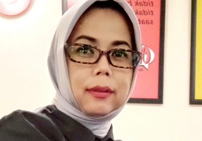 Ketika Perempuan Mati Rasa || Oleh Endah Sayani