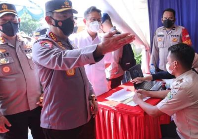 Pastikan Pengamanan Jelang Nataru, Kapolri Tinjau Pelabuhan Merak