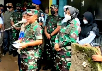 KSAD Sambangi Rumah Korban Laka Dibuang ke Sungai Tiga Oknum TNI