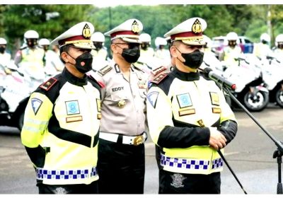 Kakorlantas Cek Kendaraan dan Dengarkan Masukan Personel