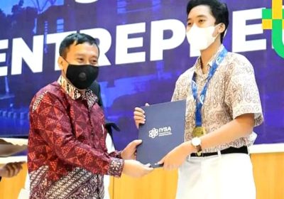 Siswa SMAN 28 Andika Ramzy Walid Raih AISEEF 2022 Sulap Kulit Telur Jadi Kudapan Bergizi