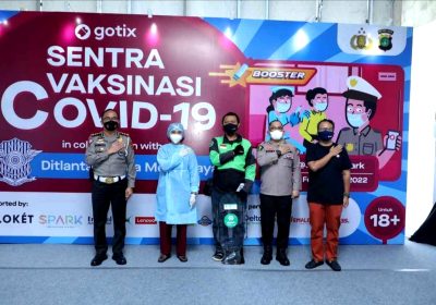 Polda Metro Buka Gerai Vaksin Booster di Senayan Park