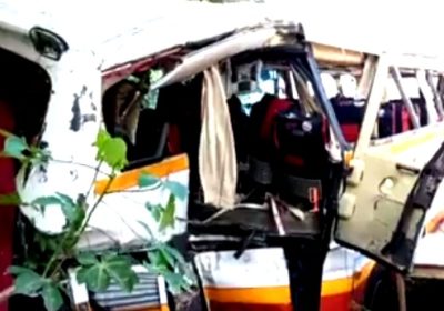 PT KAI Daop 7 Madiun Data Kerugian Tabrakan Bus dengan Kereta di Tulungagung