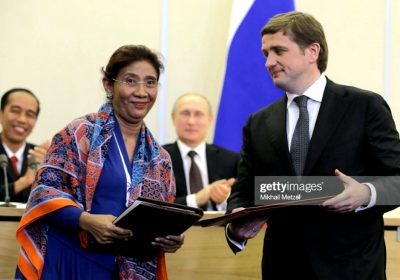 Susi Pudjiastuti Tawarkan Diri Menemui Vladimir Putin || Catatan : Ilham Bintang