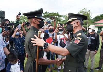 Pangdam Pattimura Lantik 313 Prajurit Diwarnai Aksi Unjuk Kebolehan