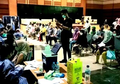 Bantu Warga Mudik Lebaran PMJ Gelar Vaksinasi Booster di Jakarta Islamic Centre