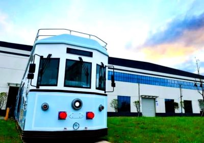 Bus Wisata “Smurf” Diluncurkan CRRC Zhuzhou