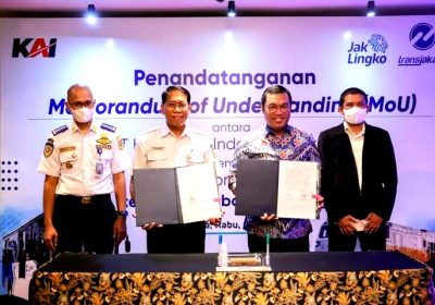 Transjakarta dan KAI Kolaborasi Srategis Peningkatan Pelayanan Pelanggan