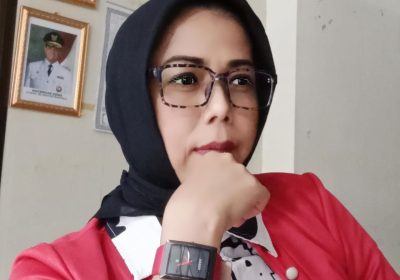 Jangan Buat Seseorang Menyesal Mengenalmu, Buatlah Dia Menyesal Meninggalkanmu || Oleh Endah Sayani