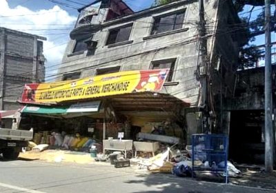 Filipina Dilanda Gempa Gedung dan Rumah Rusak