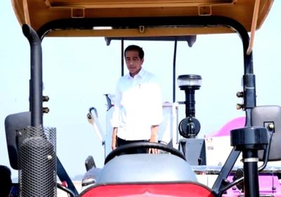 Presiden Jokowi Luncurkan Program Food Estate Berbasis Mangga dan Taksi Alsintan