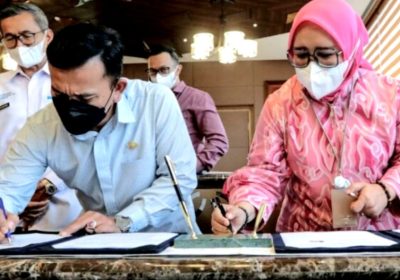 Disdik Jabar Jalin Kerjasama  Dana Pensiun Lembaga Keuangan Bersama Bank BJB