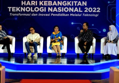 Terima Laporan Puas, Mendikbudristek Ingin Ekosistem Teknologi Kemendikbudristek Terus Dorong Inovasi