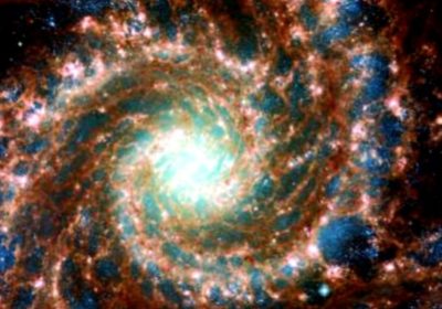 NASA Merilis Gambar Baru Menakjubkan dari Galaksi Phantom
