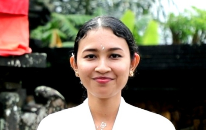 Cinta Kasih dalam Berbagai Keyakinan: Sebuah Perbandingan Ajaran Agama