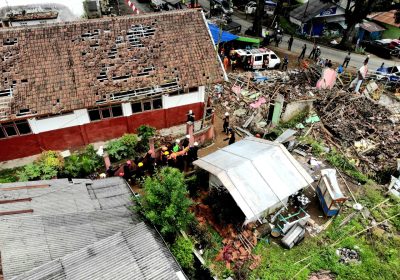 Lewati Medan Berat, Tak Halangi Evakuasi 5 Korban Gempa Cianjur