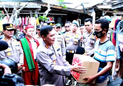Kunjungi Polsek Muara Gembong, Ini pesan Kapolda Metro