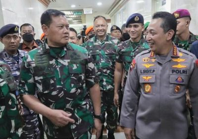 Kapolri Dampingi Kasal Jalani Fit and Proper Test Sebagai Calon Panglima