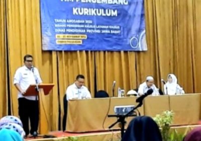 Kabid PKLK: Diperlukan Tim Solid Dalam Pengembangan Kurikulum