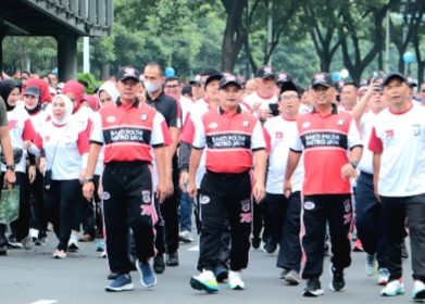 Sambut HUT Ke-73, Polda Metro Gelar Olahraga Bersama di Lapangan Presisi Ditlantas