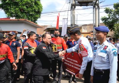 Peduli Cianjur, Kumham Salurkan Bansos Rp2,2 Miliar