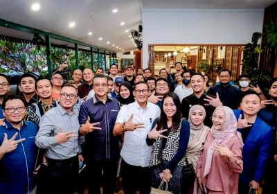 Sandiaga dan Dede Yusuf Hadiri Diskusi Tentang Outlook Ekonomi 2023