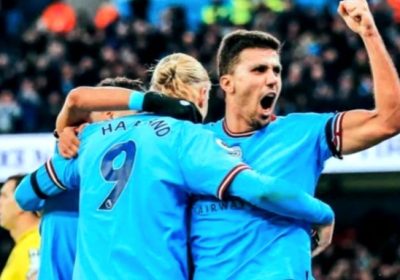 Manchester City Bungkam Aston Villa 3-1, Manchester City Dekati Arsenal