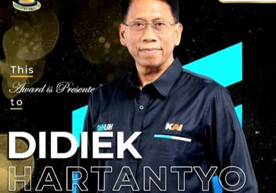 Dirut KAI Raih Penghargaan Indonesia Best 50 CEO 2023 in Public Mass Transportation