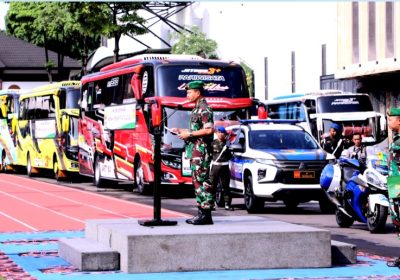 TNI AD Berangkatkan 1.638 Keluarga Besar Mabesad Mudik Bersama Tahun 2023