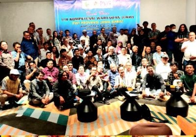 PWI Jabar dan Pemprov Jabar Gelar Road Show Uji Kompetensi Wartawan di Karawang