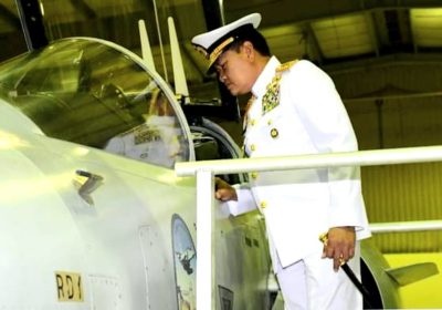 Penasaran Canggihnya Pesawat Dassault Mirage 2000-9 Panglima TNI Lihat di Pangkalan Militer Al-Dafra