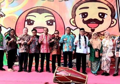 Pelaksanaan Kurikulum Merdeka, Wali Kota Jaksel Buka Pameran P5 SMAN 70 Jakarta