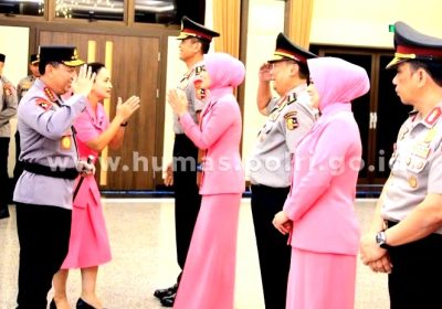 Kapolri Naikkan Pangkat Irjen Rudi Sufahriadi dan Irjen Suntana Jadi Komjen