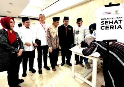 Baznas dan Alfamart Gelar Khitanan Massal di Masjid Istiqlal