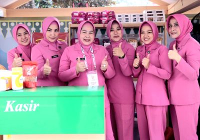 HUT Bhayangkara ke-77, Bhayangkari PMJ  Ikut Meriahkan  Festival UMKM