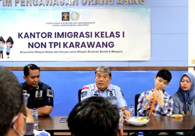 Imigrasi Karawang Dampingi Kepulangan WN Taiwan yang Dirawat Mantan TKW