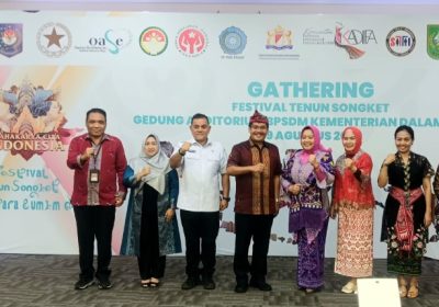 Kadiifa dan Kemendagri Kukuhkan Eksistensi Tenun dan Songket Warisan Budaya Leluhur Nusantara