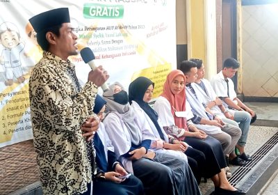 Gelar Khitanan Massal Masjid Syekh Yusuf Gowa Meriahkan HUT RI ke 78