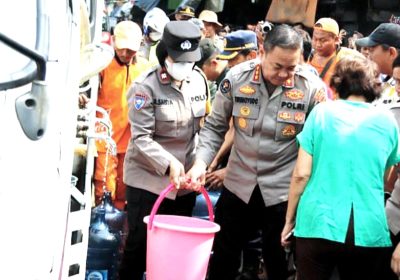 HUT Humas Polri ke-72 Polda Metro Gelar Bakti sosial