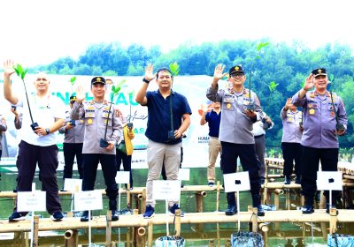 Gerakan Pelestarian Lingkungan Warnai HUT Humas Polri ke 72