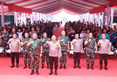 Dihadiri Kapolri dan Panglima TNI, AKABRI 1990 Gelar Bakti Sosial