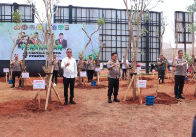 Polda Metro dan Forkopimda Lestarikan Lingkungan Melalui Penanaman Sepuluh Juta Pohon