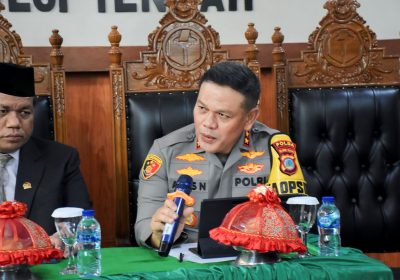 Kapolda Tepis Isu Intel Ikut Rapat Internal PDIP di Palu