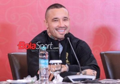 Radja Nainggolan Resmi Gabung Bhayangkara FC di Liga Indonesia