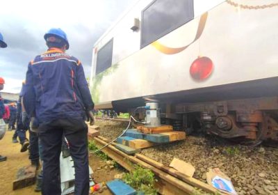 Evakuasi KA Turangga dan CL Bandung Raya di Kabupaten Bandung