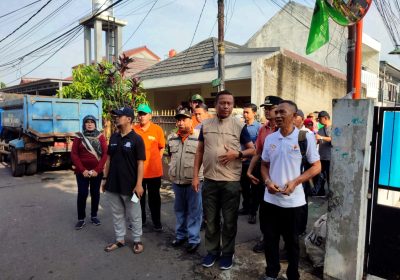 Munjirin Pantau Giat Kerja Bakti di Wilayah RW07 Kelurahan Gandaria Utara