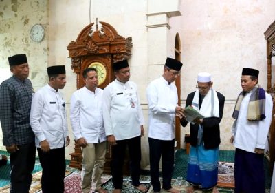 Kantor Pertanahan Jakarta Selatan Menyerahkan Sertifikat untuk Masjid Jami Al Muttaqin