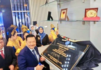 Otto Hasibuan Resmikan Peradi Tower, Dihadiri Ketua MA