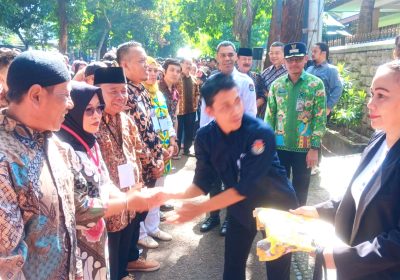 980 Petugas KPPS Kelurahan Gandaria Utara Dilantik